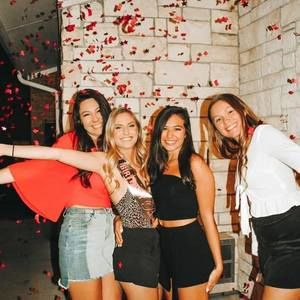 Meet your Posher, Reagan